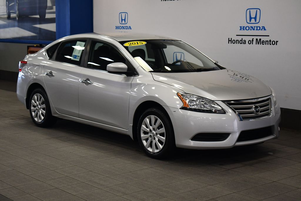 Thumbnail: 2015 Nissan Sentra - 9