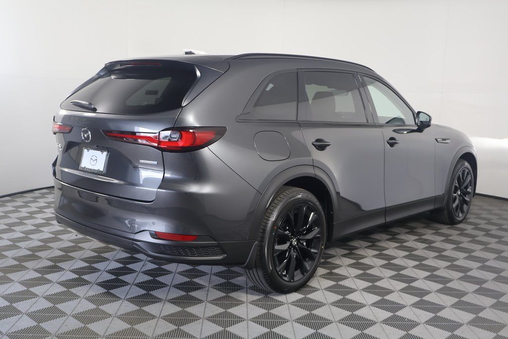 2025 Mazda CX-90 Premium 2