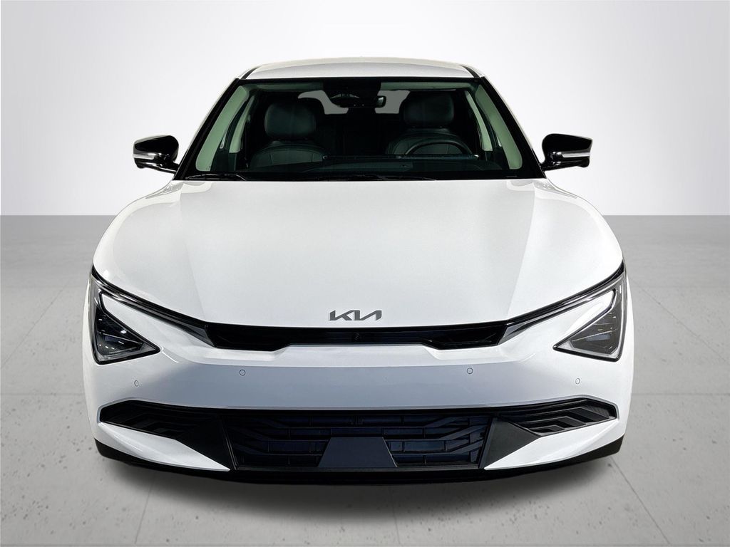 2025 Kia EV6 Light photo 3