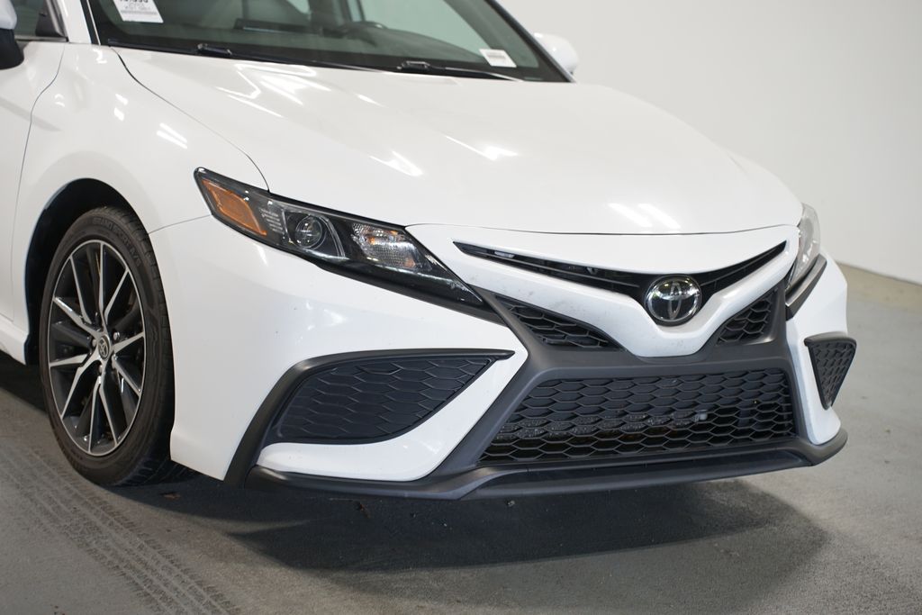 Thumbnail: 2023 Toyota Camry - 4