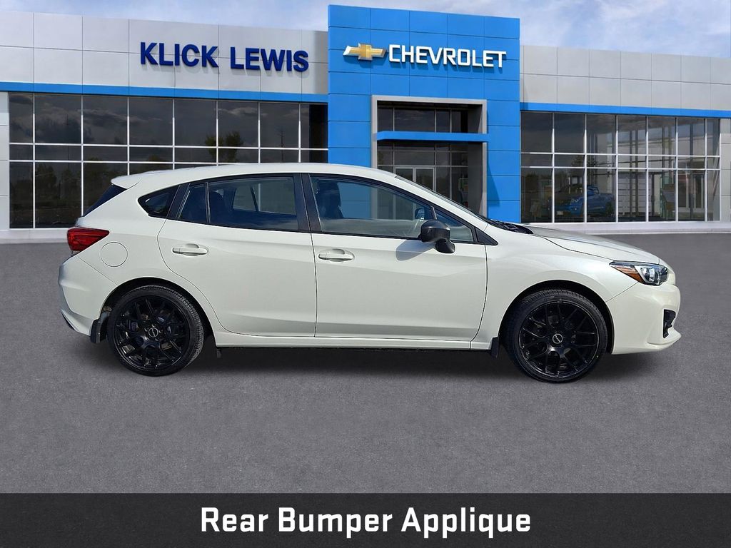 2017 Subaru Impreza 2.0i White at Subaru and VW of Moon Township