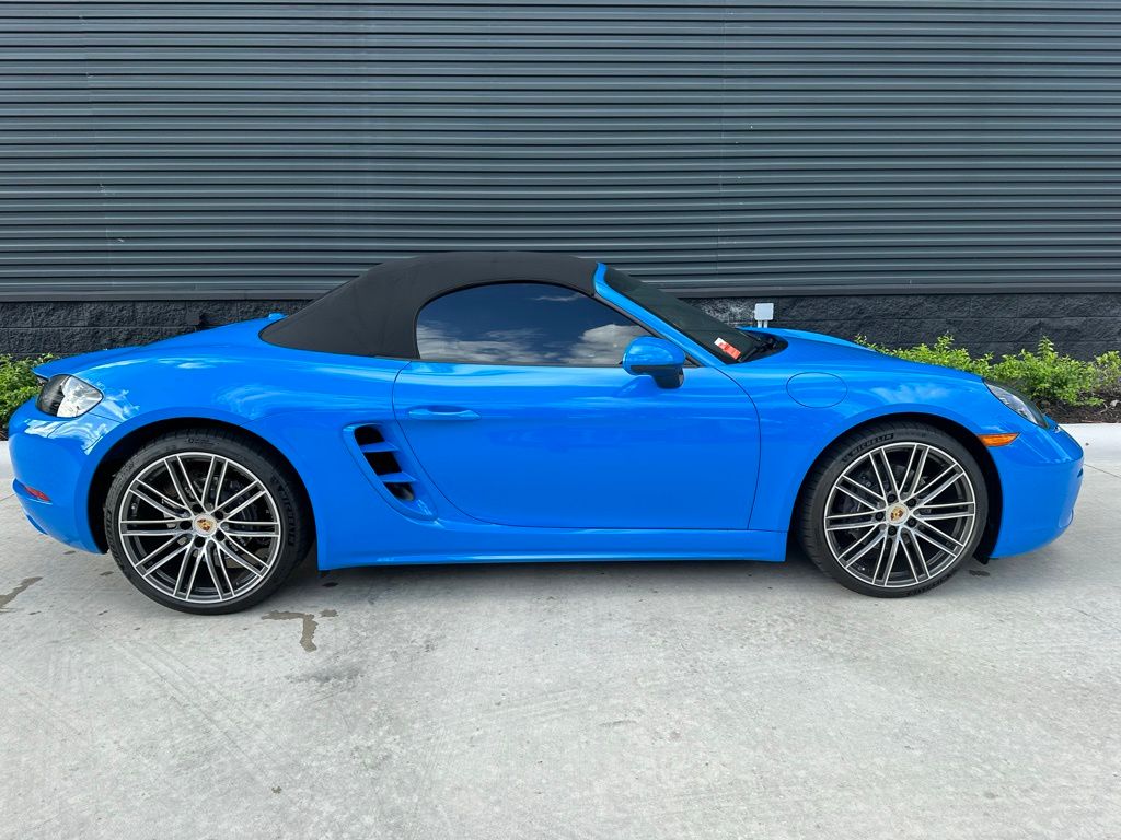 2024 Porsche 718 Boxster  6