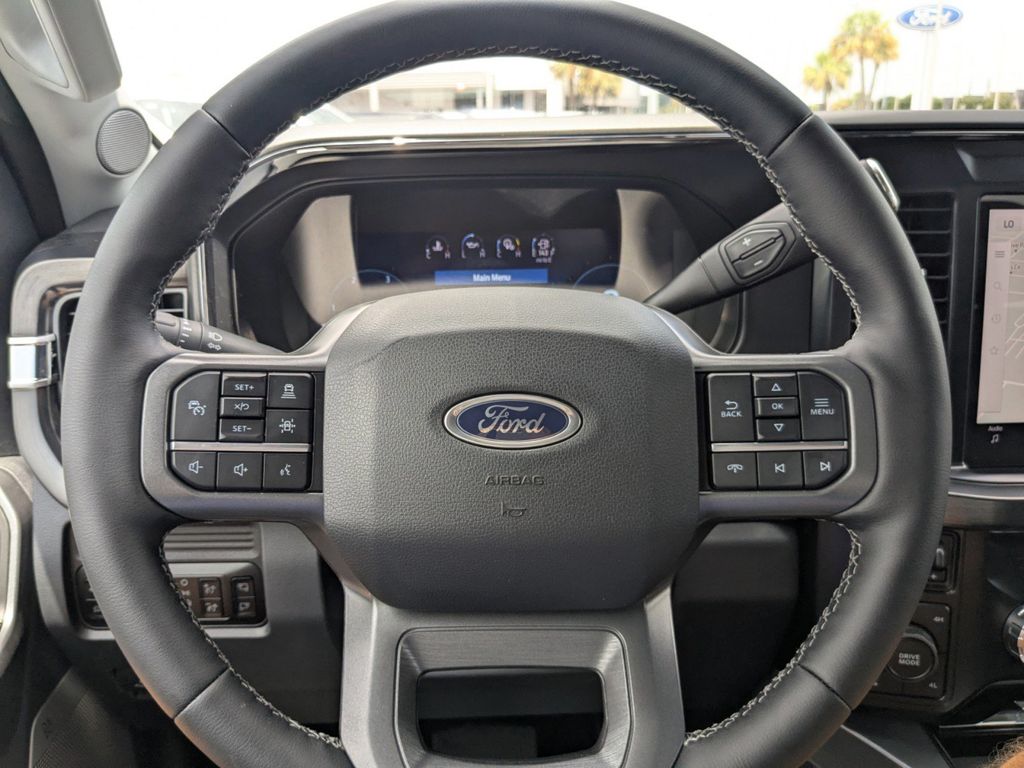 2025 Ford F-350 Super Duty Lariat