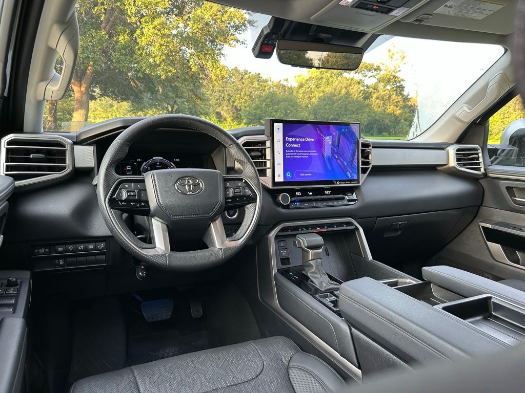 Thumbnail: 2024 Toyota Tundra - 12