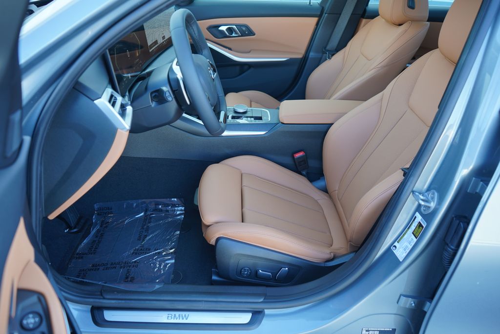 Thumbnail: 2025 BMW 3 Series - 10