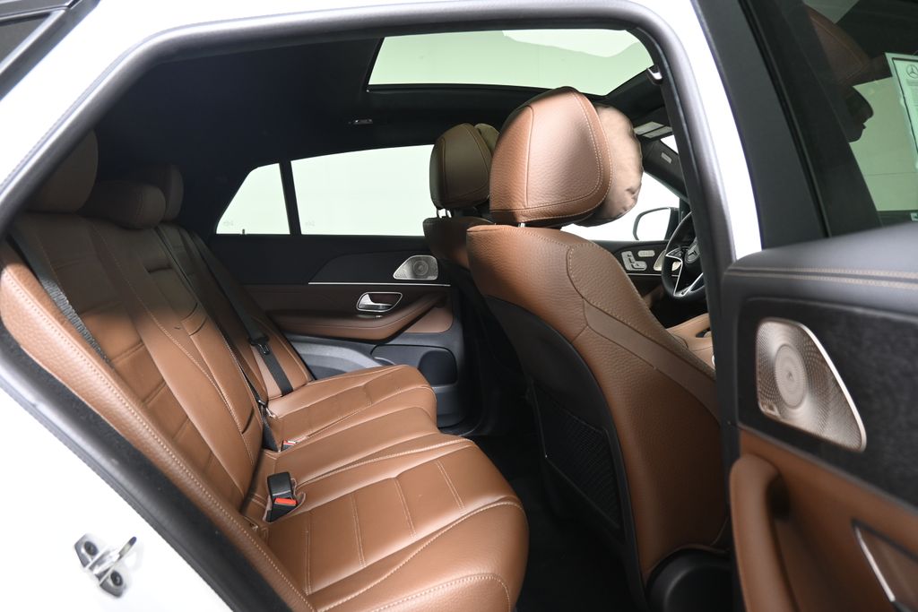 Thumbnail: 2026 Mercedes-Benz GLE - 20