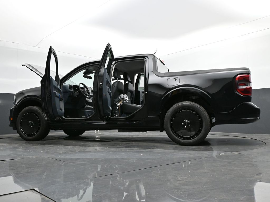 2025 Ford Maverick Lobo