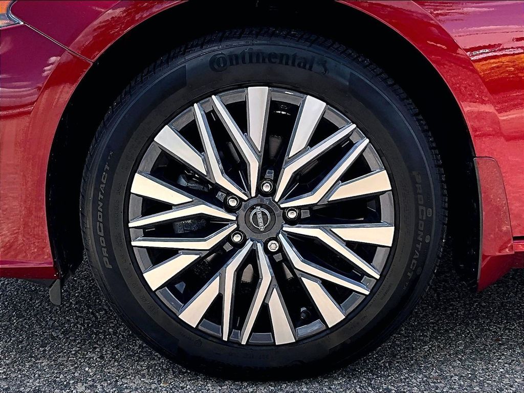 2023 Nissan Altima — photo 7