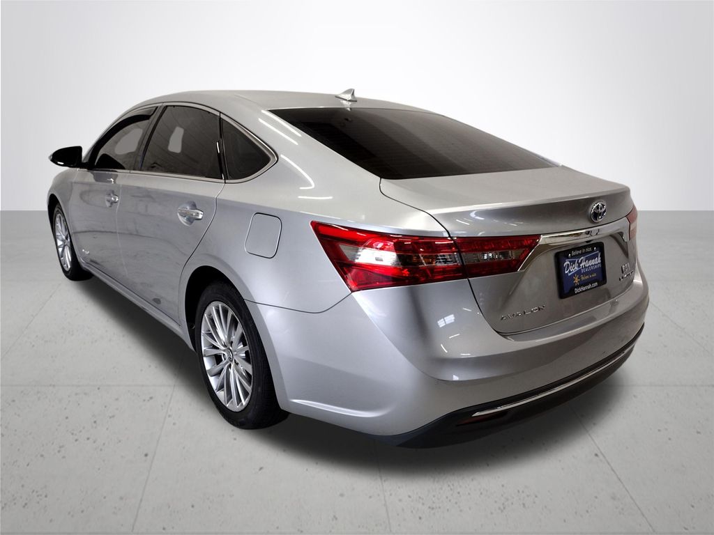2018 Toyota Avalon Hybrid Limited