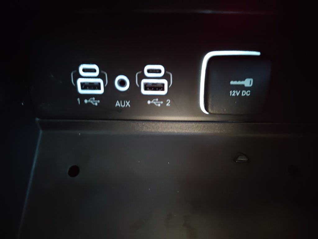 Used Car 2023 Jeep Grand Cherokee  Altitude For Sale Under $30,000 In Austin, Texas