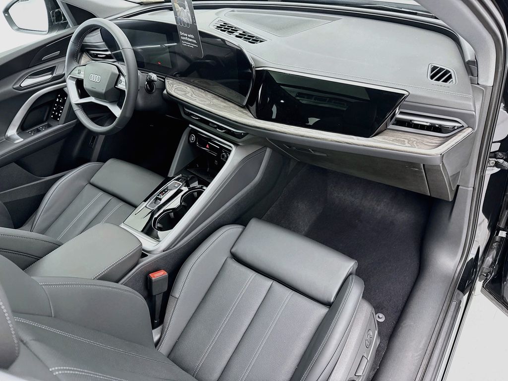 Thumbnail: 2026 Audi Q5 - 16