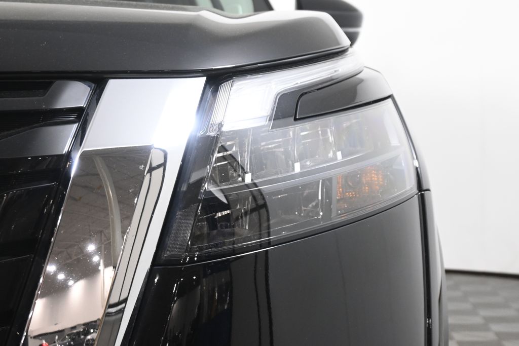 Thumbnail: 2025 Nissan Pathfinder - 11