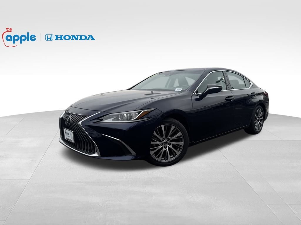 2021 Lexus ES 350's photo