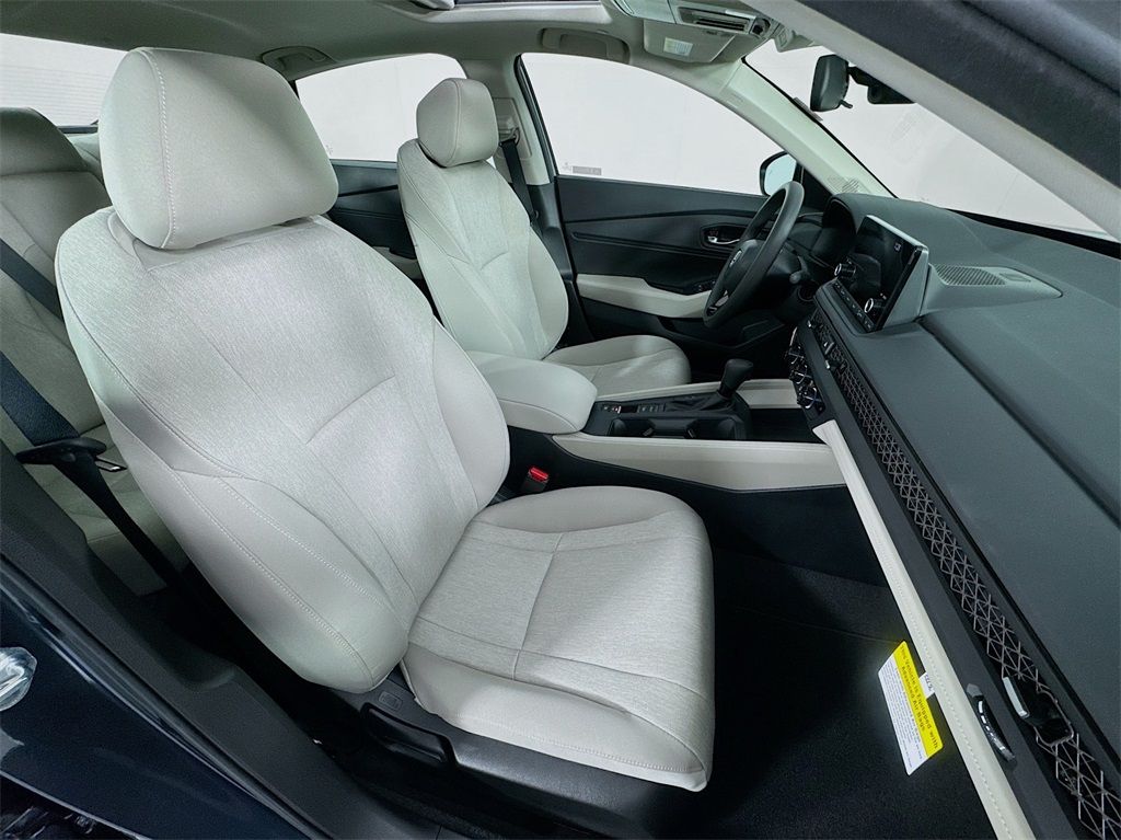 2025 Honda Accord SE photo