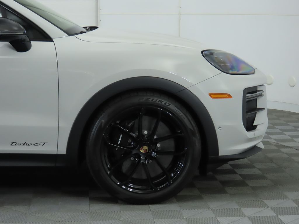 Thumbnail: 2025 Porsche  - 11