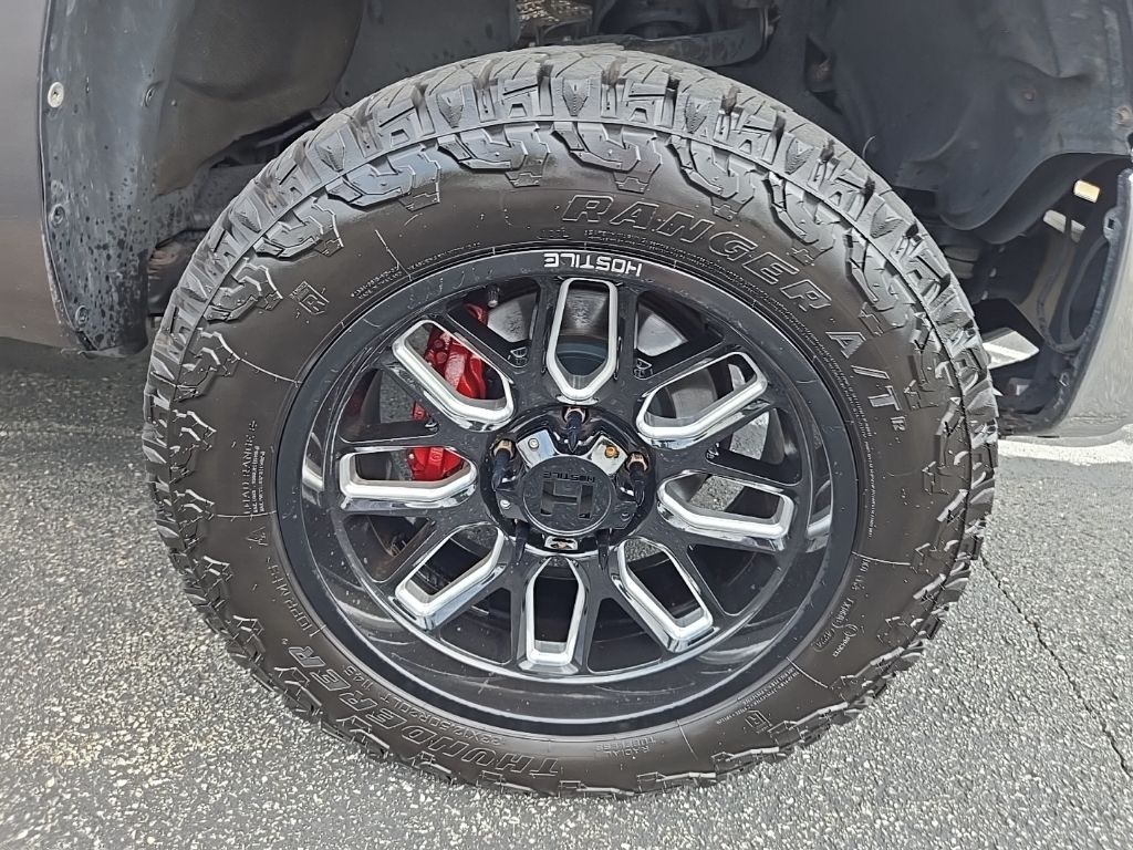 Thumbnail: 2014 Toyota Tundra - 16