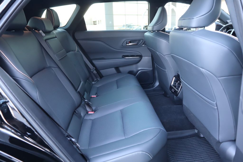 2026 Toyota Crown Signia Limited - Photo 21