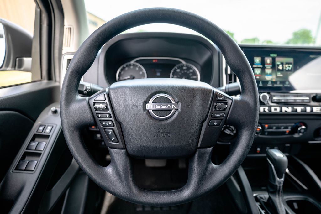 Used 2025 Nissan Frontier Truck