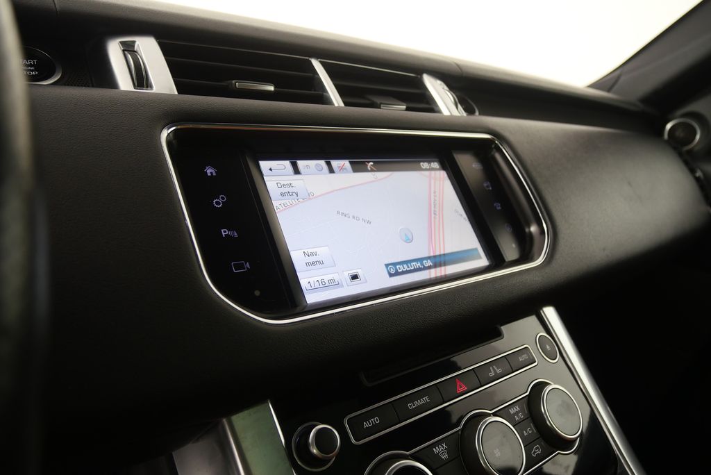 Thumbnail: 2016 Land Rover Range Rover Sport - 25