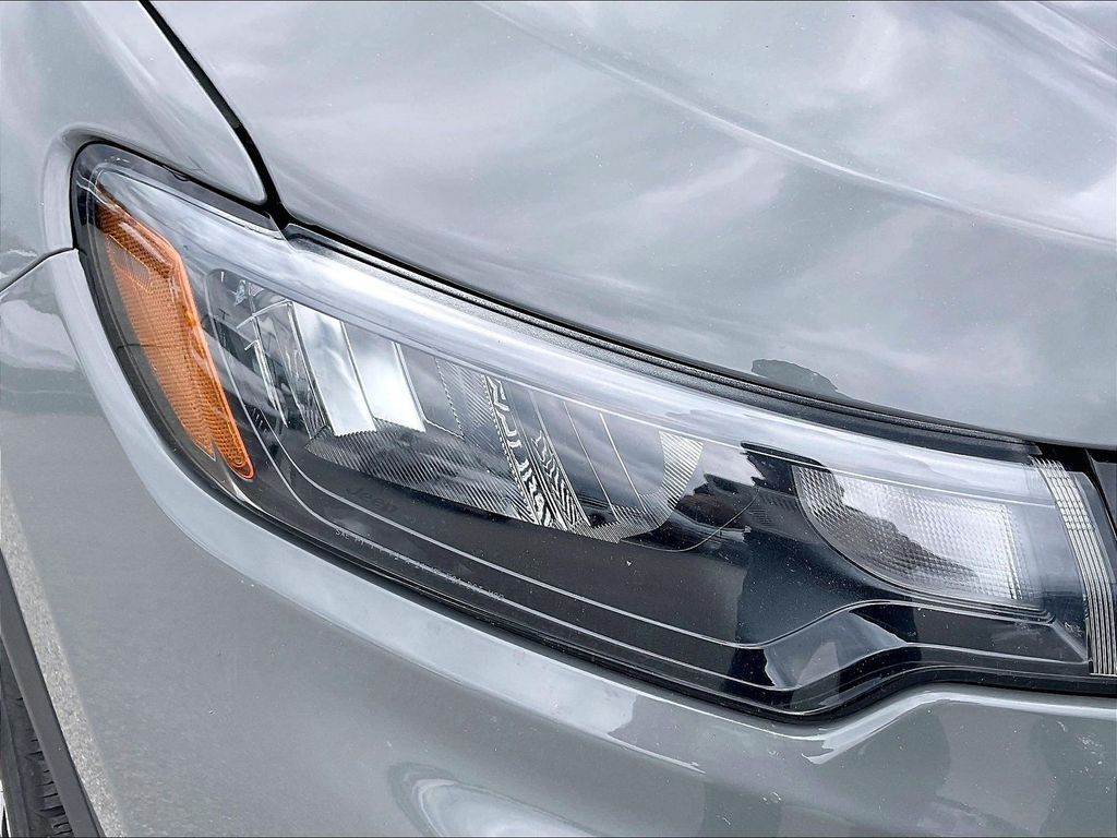 2024 Jeep Compass — photo 29