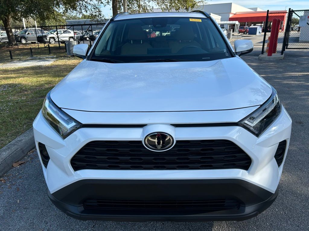 Thumbnail: 2025 Toyota RAV4 - 8