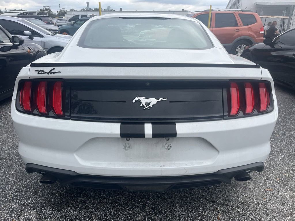 2018 Ford Mustang EcoBoost 4