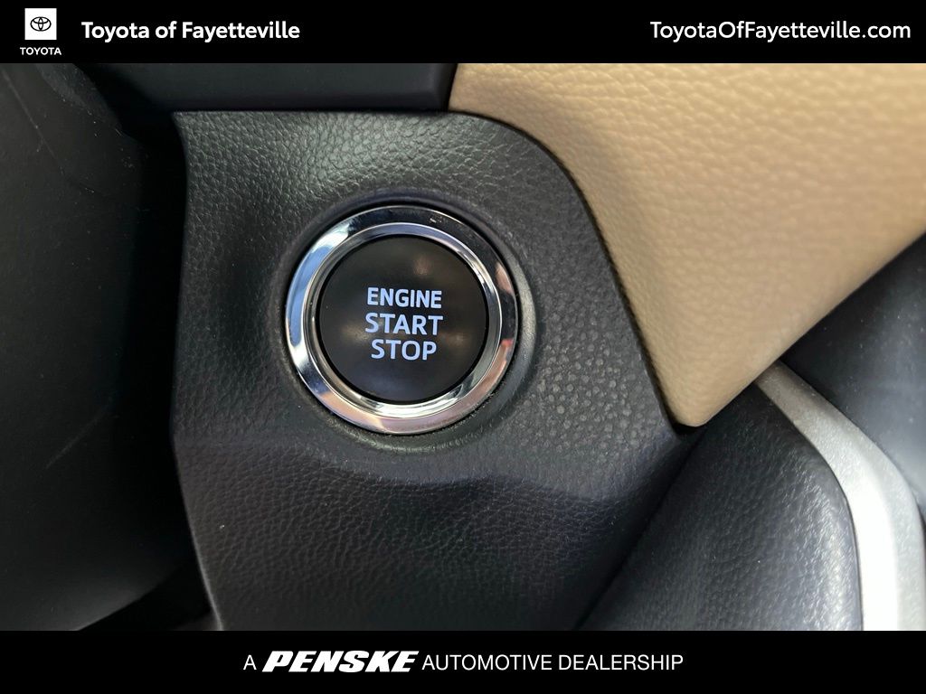 Thumbnail: 2025 Toyota RAV4 - 32