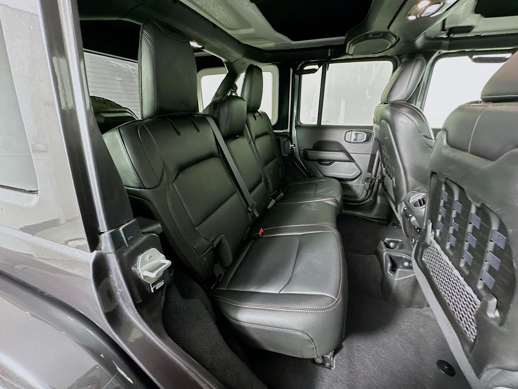 Thumbnail: 2021 Jeep Wrangler - 27