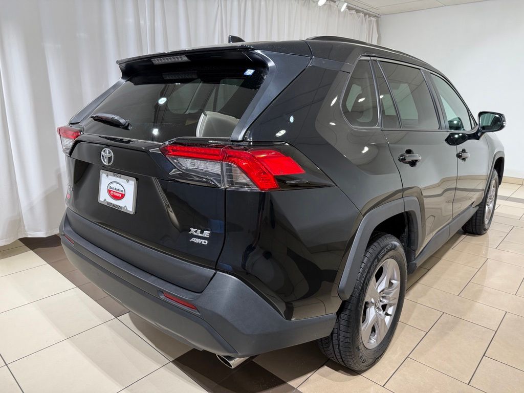 Thumbnail: 2025 Toyota RAV4 - 5