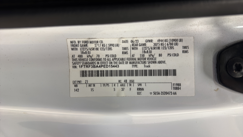 Used 2023 Oxford White Ford XL image 24