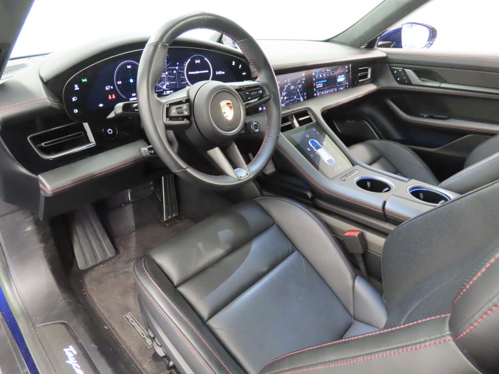 Thumbnail: 2023 Porsche Taycan - 4