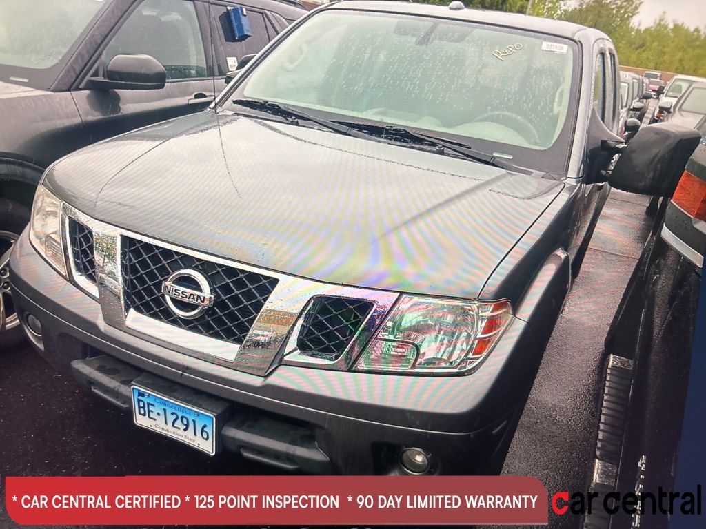 Gray (Gun Metallic) 2017 Nissan Frontier SV V6 Crew Cab 4WD Pickup Truck Four-Wheel Drive 5-Speed Automatic Overdrive