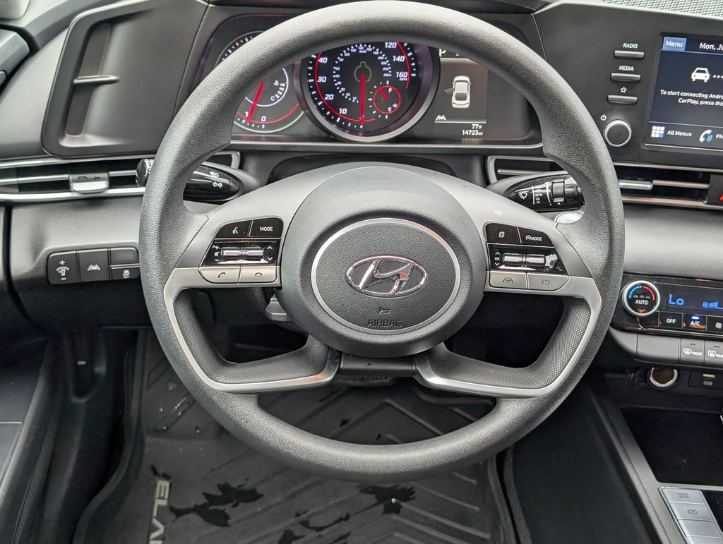 Used 2023 Hyundai Elantra Sedan