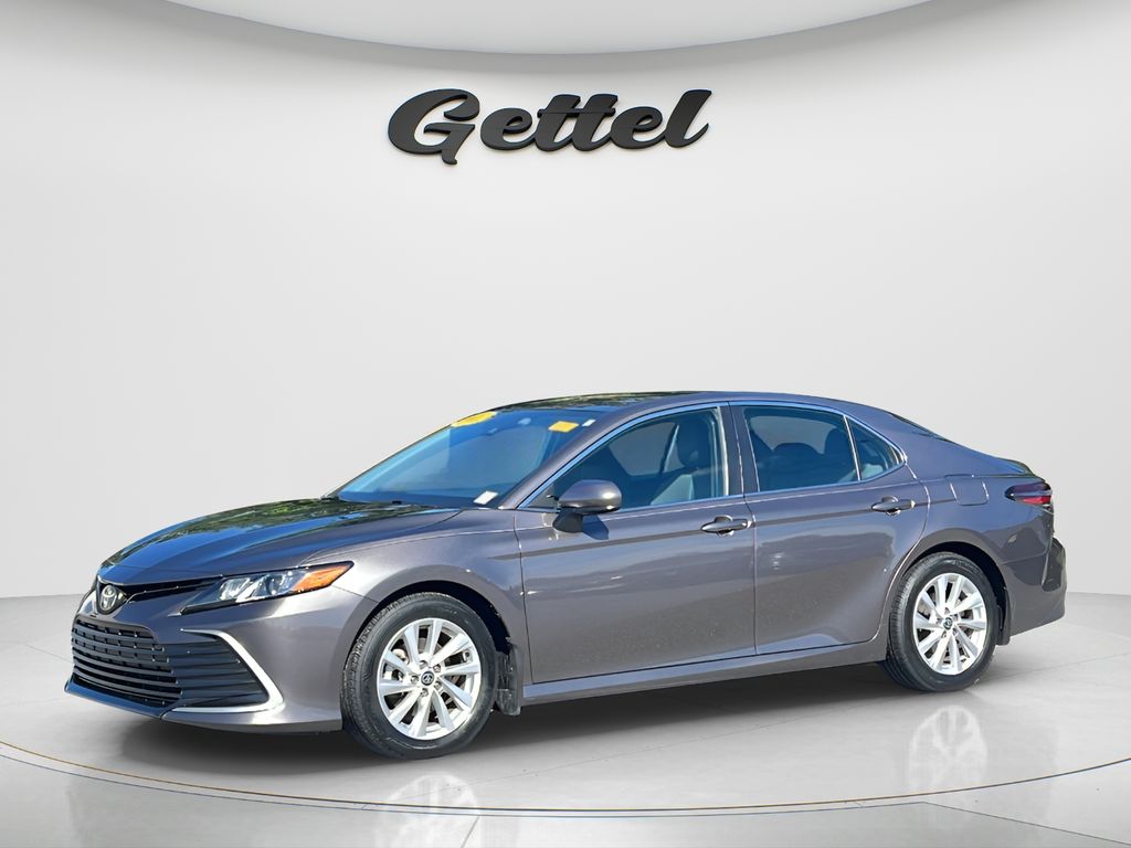 Predawn Gray Mica 2022 Toyota Camry Sedan Front-Wheel Drive 8-Speed Automatic