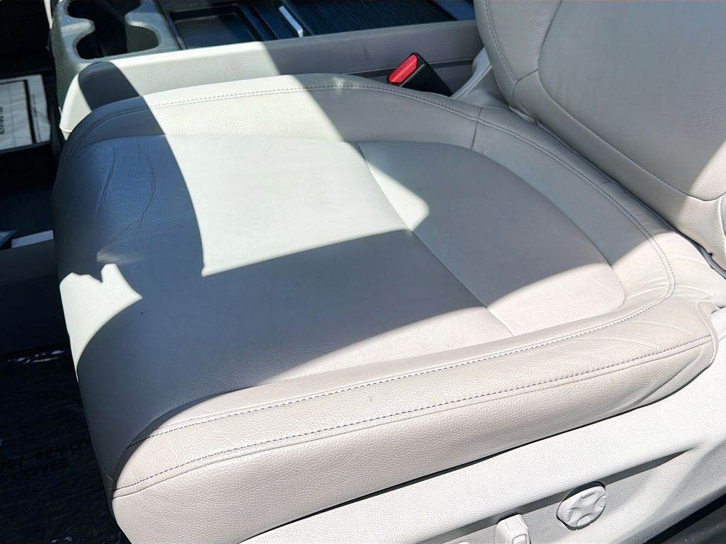 Used 2024 Blue Honda Touring image 20