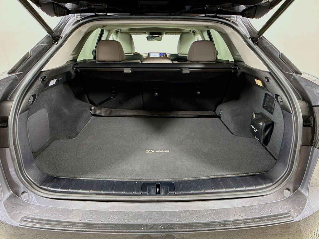 Thumbnail: 2017 Lexus RX - 28