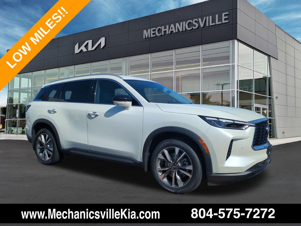 2023 INFINITI QX60 Luxe AWD