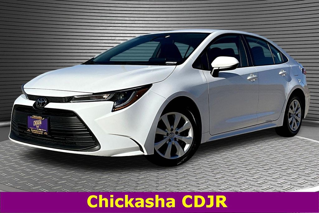 2024 Toyota Corolla LE FWD