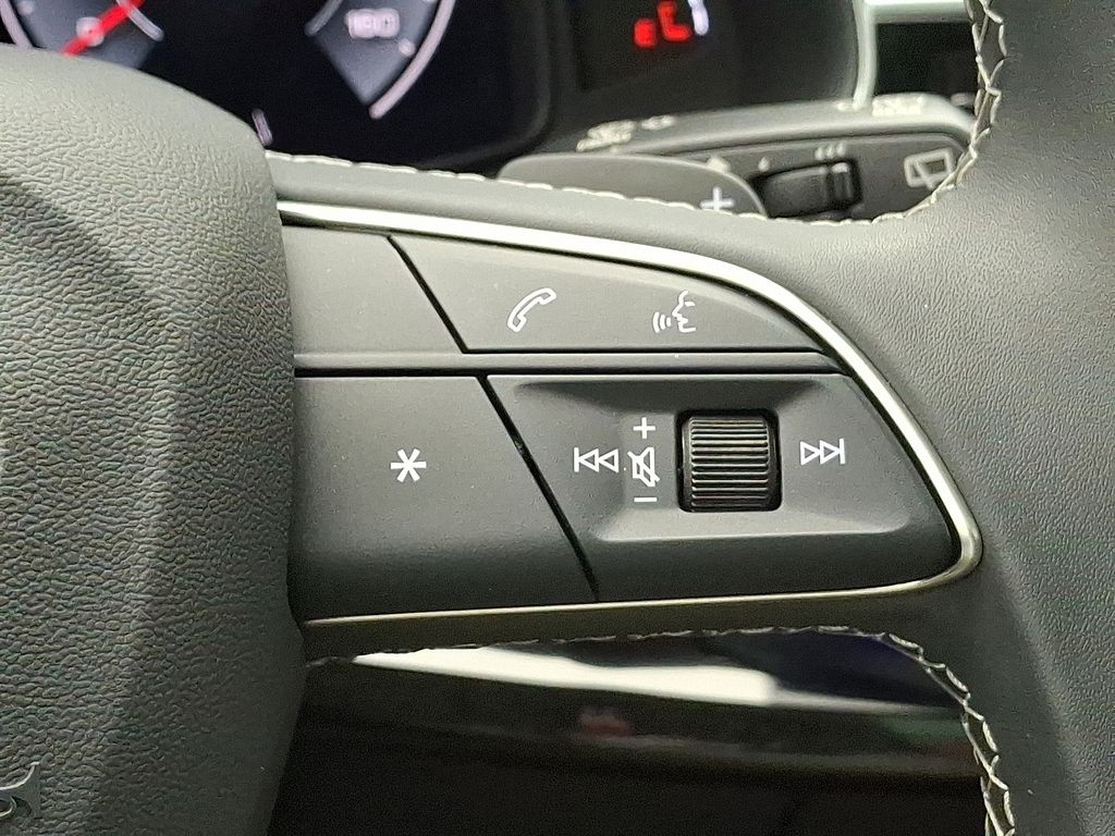 Thumbnail: 2025 Audi Q7 - 24