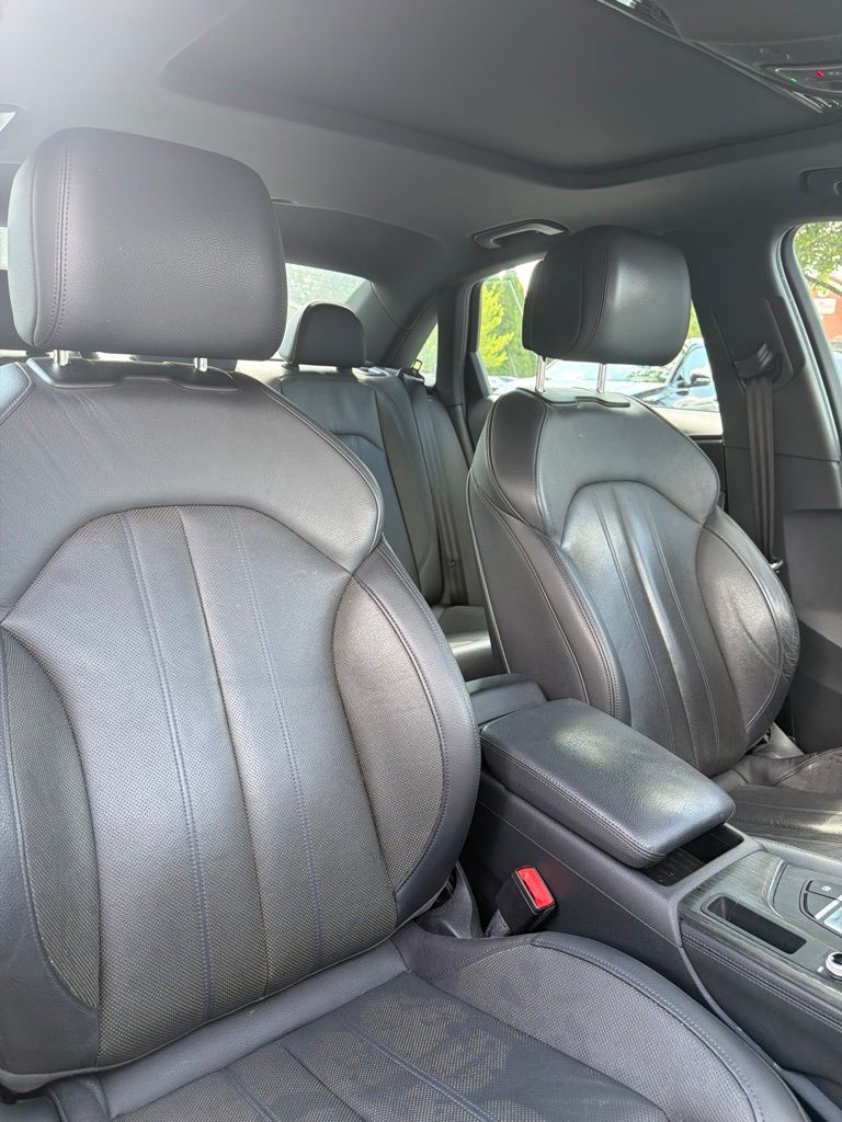 Used 2019 Gray Audi 2.0T Prestige image 7