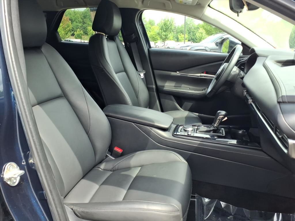 MazdaCX-3027