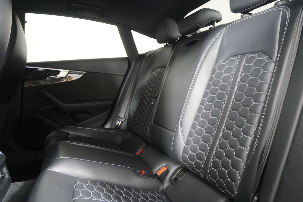 Thumbnail: 2021 Audi RS 5 - 14