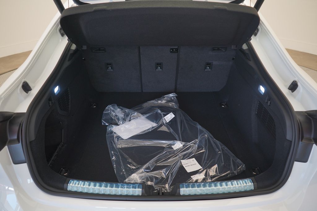 Thumbnail: 2025 Audi A5 - 11