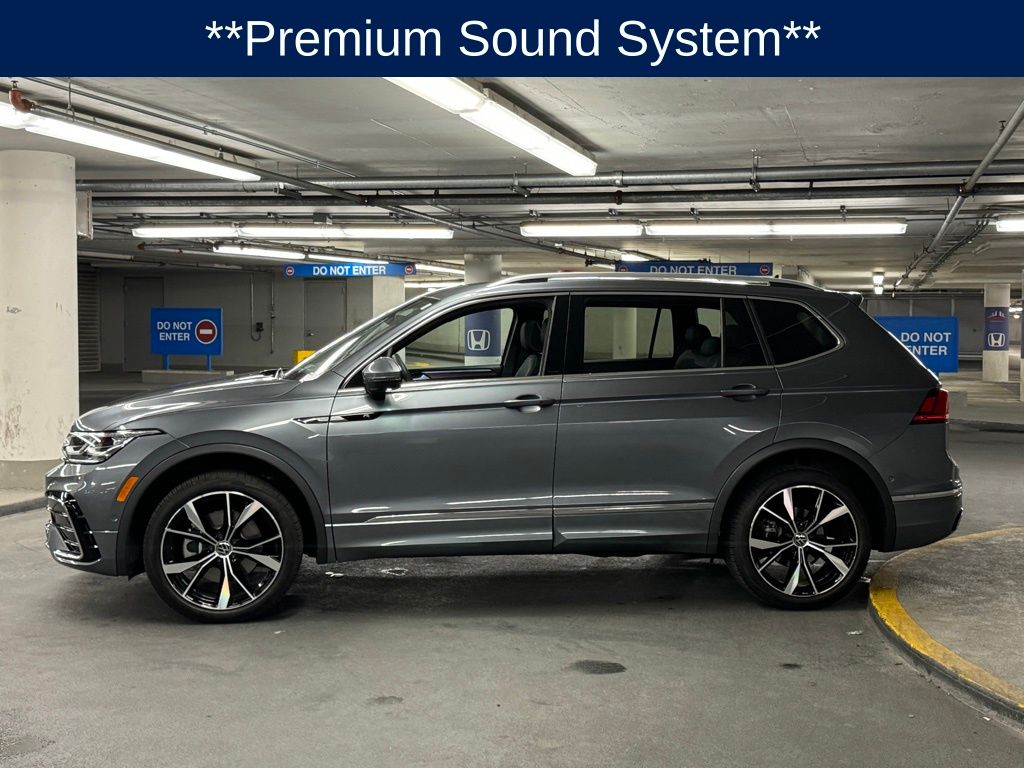 2023 Volkswagen Tiguan 2.0T SEL R-Line 30