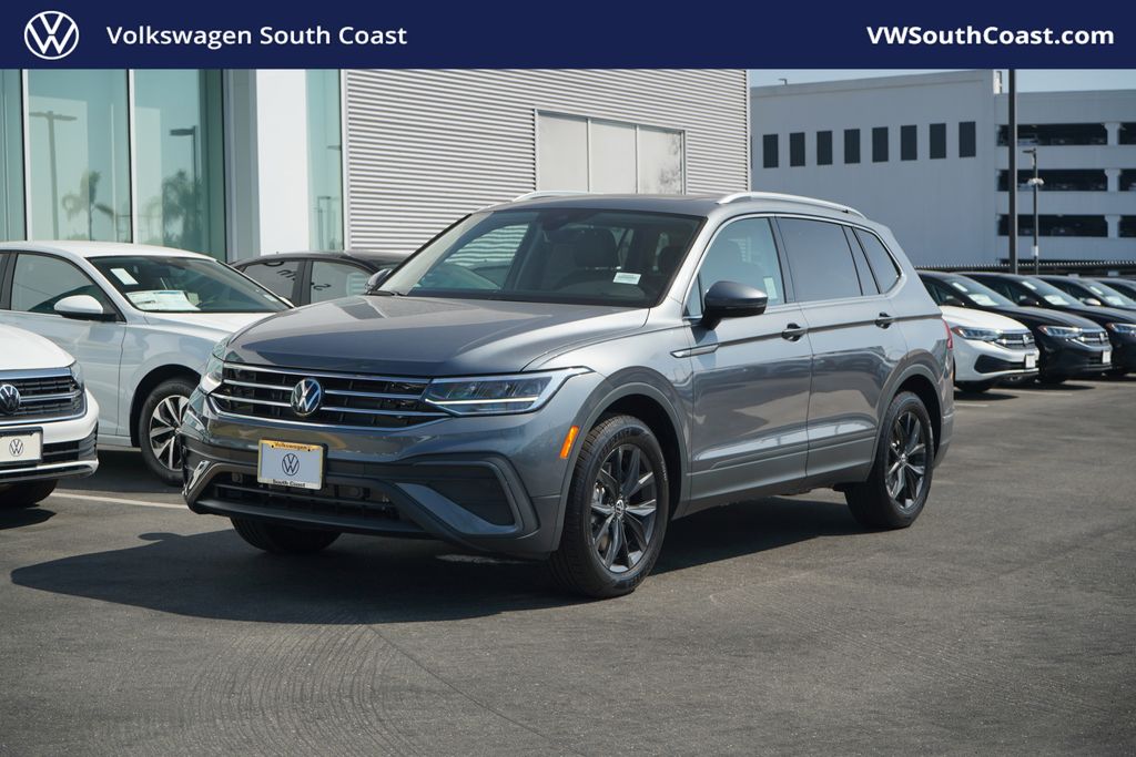 2024 Volkswagen Tiguan 2.0T SE 1