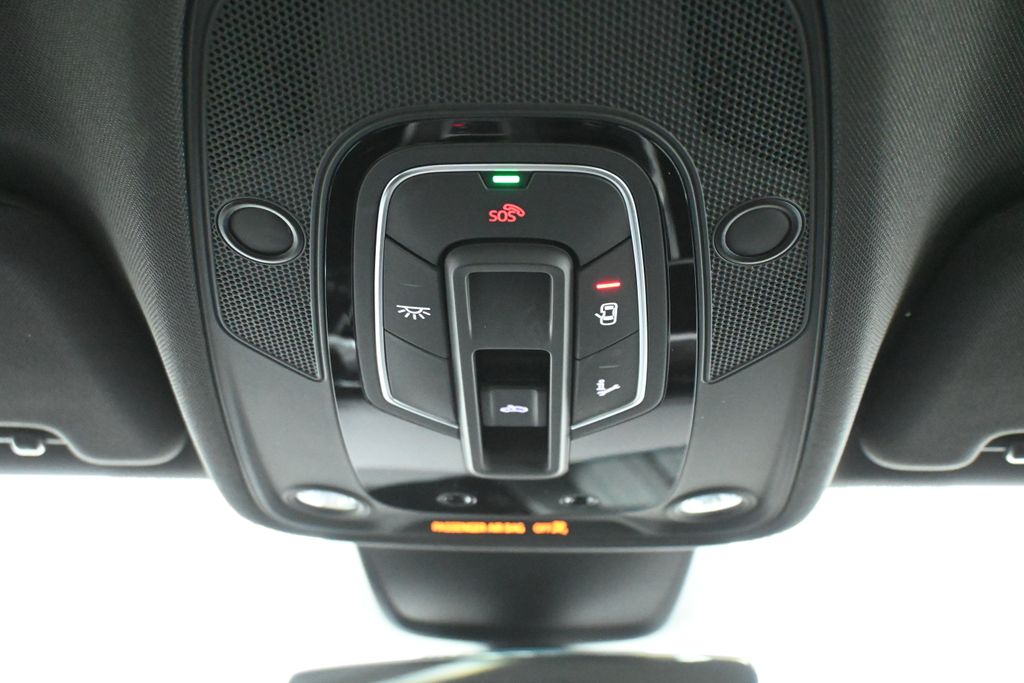 Thumbnail: 2025 Audi A6 - 20