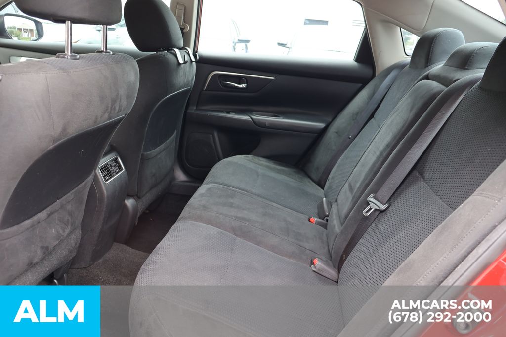 Used 2015 Red Nissan 2.5 SV image 17