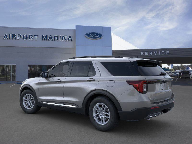 2025 Ford Explorer Active 5