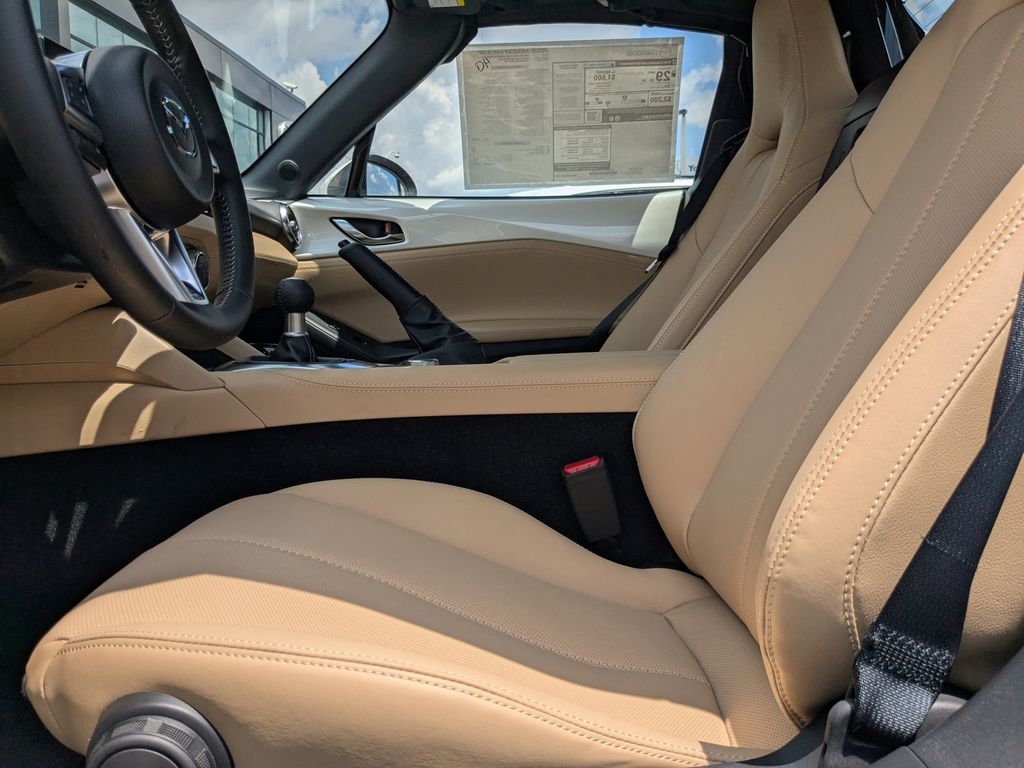 2025 Mazda MX-5 Miata RF Grand Touring