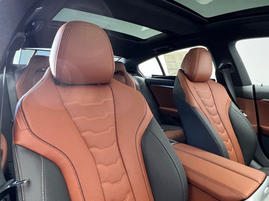 Thumbnail: 2026 BMW 8 Series - 7